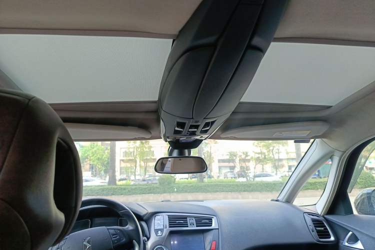 Used DS 5 2014 1.6T Luxury Edition THP160 Headliner