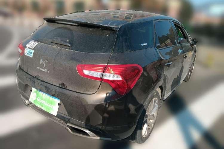 Used DS 5 2014 1.6T Luxury Edition THP160 Rear Right 45 Deg