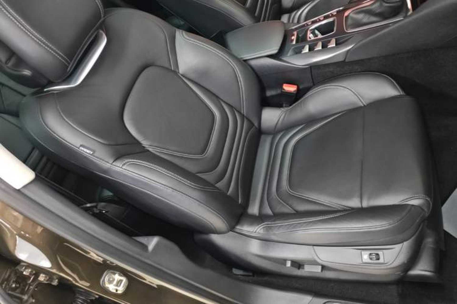 Used DS 5 2014 1.6T Luxury Edition THP200 Right Front Seat