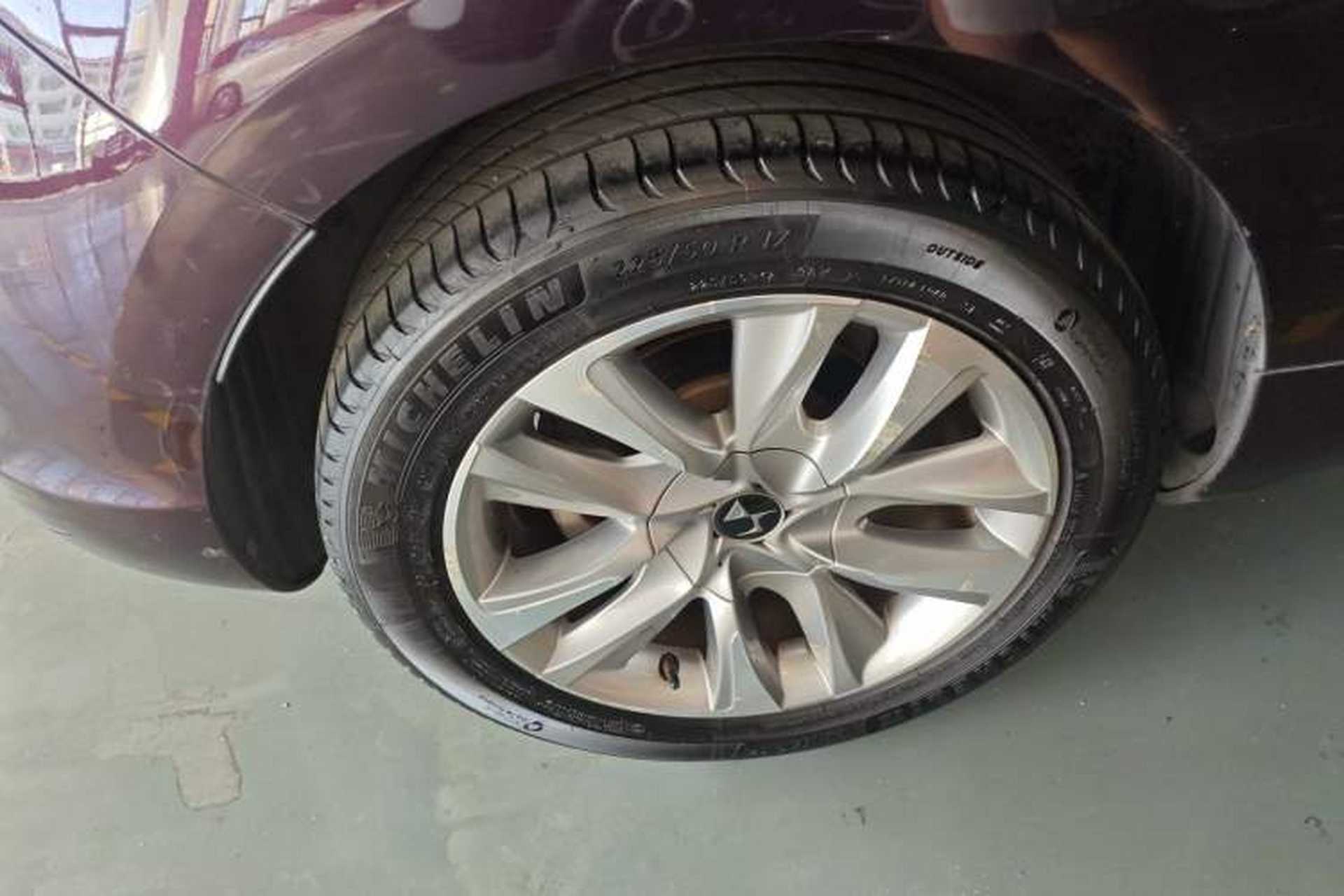 Used DS 5 2014 1.6T Luxury Edition THP160 Right Rear Wheel Hub