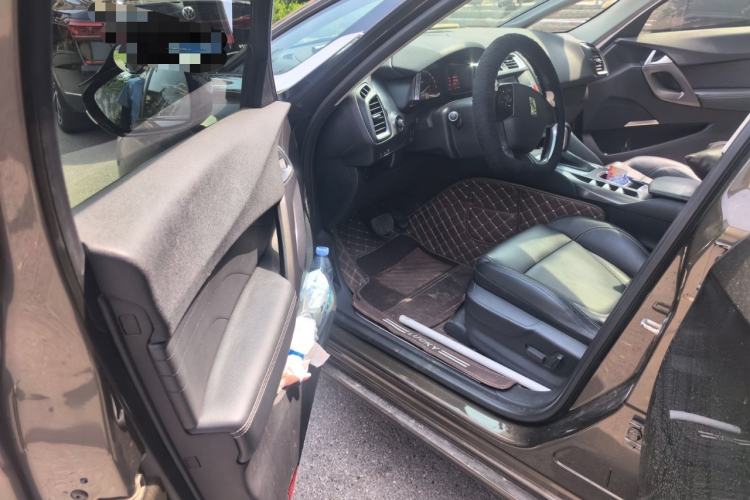 Used DS 5 2014 1.6T Elegant Version THP160 Driver Seat