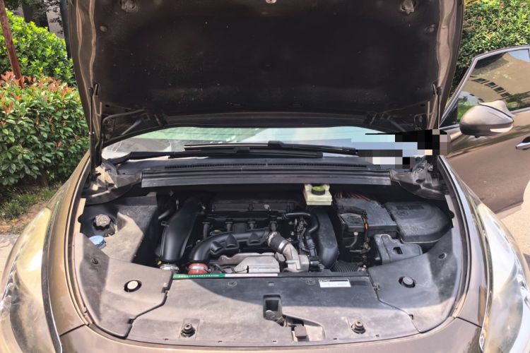 Used DS 5 2014 1.6T Elegant Version THP160 Engine Bay