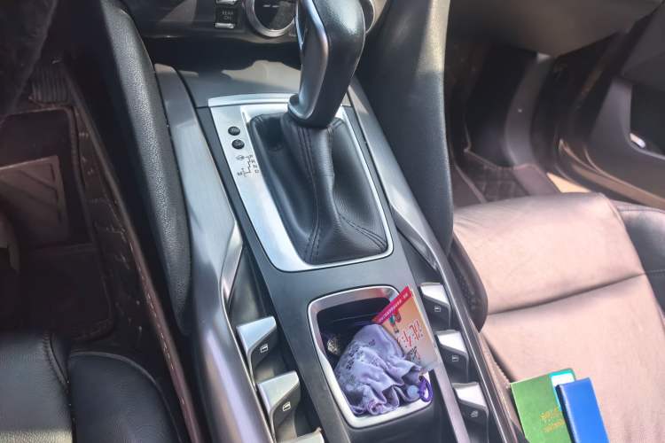 Used DS 5 2014 1.6T Elegant Version THP160 Gear Lever