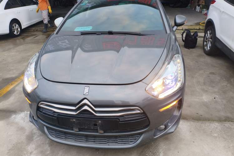 Used DS 5 2014 1.6T Elegant Version THP160 Exterior 1
