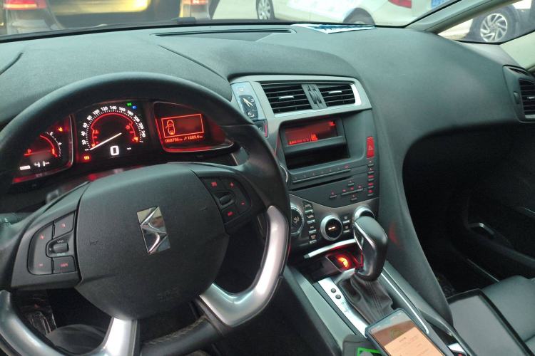 Used DS 5 2014 1.6T Elegant Version THP160 Interior 2