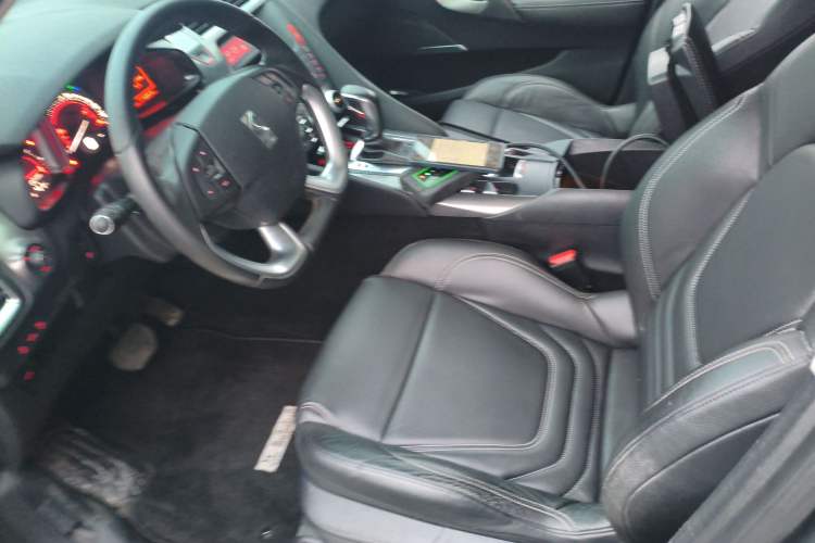 Used DS 5 2014 1.6T Elegant Version THP160 Left Front Seat