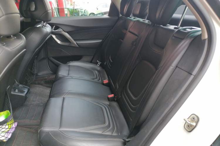 Used DS 5 2014 1.6T Luxury Edition THP160 Left Rear Seat
