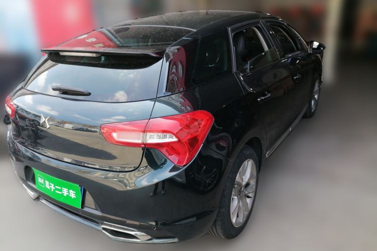 Used DS 5 2014 1.6T Luxury Edition THP160 Rear Right 45 Deg