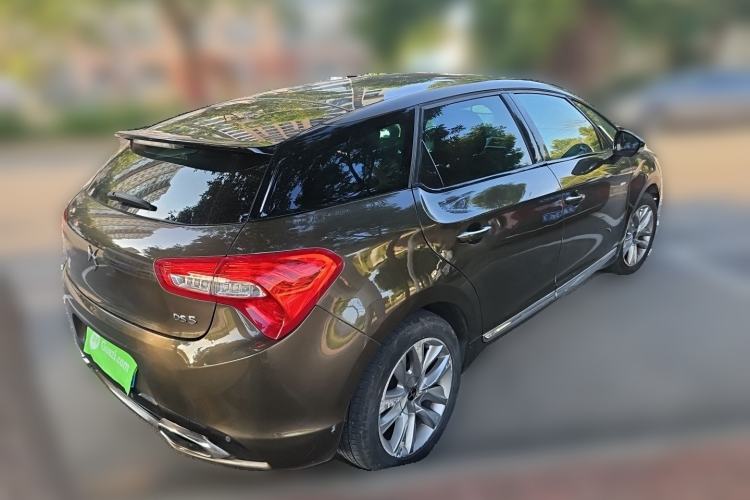 Used DS 5 2014 1.6T Luxury Edition THP160 Rear Right 45 Deg