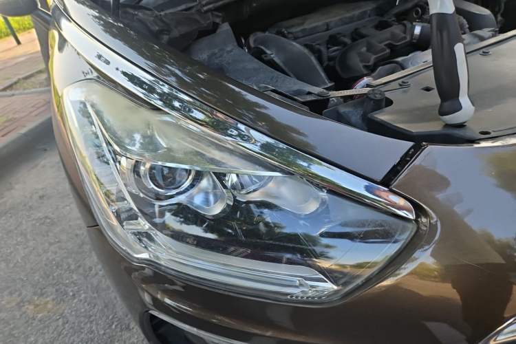 Used DS 5 2014 1.6T Luxury Edition THP160 Right Front Headlight