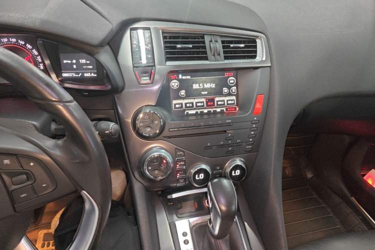 Used DS 5 2014 1.6T Luxury Edition THP160 Audio And AC Panel