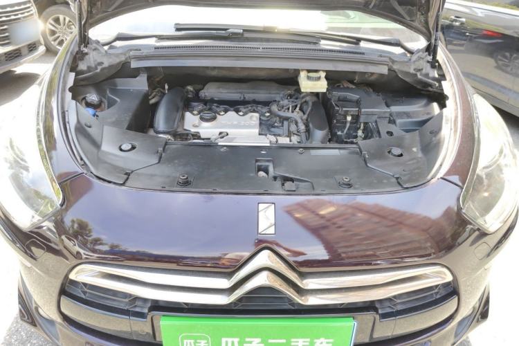 Used DS 5 2014 1.6T Prestige Edition THP200 Engine Bay