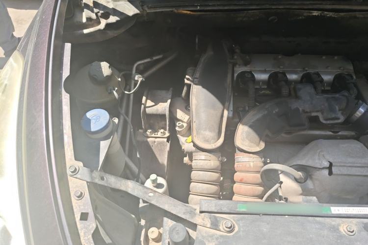 Used DS 5 2014 1.6T Luxury Edition THP160 Engine Bay Right