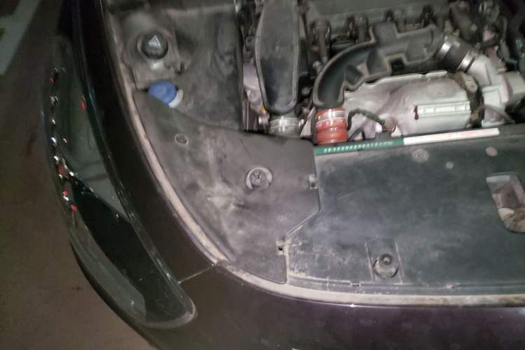Used DS 5 2014 1.6T Luxury Edition THP160 Engine Bay Right