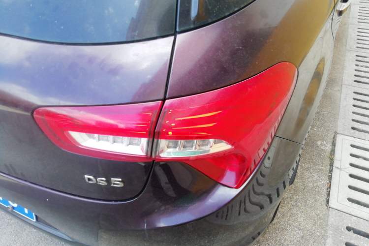 Used DS 5 2014 1.6T Elegant Version THP160 Exterior 6