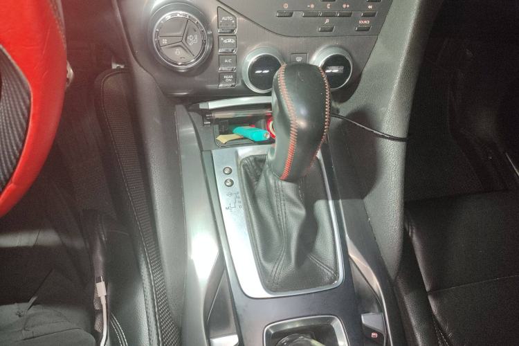 Used DS 5 2014 1.6T Luxury Edition THP200 Gear Lever