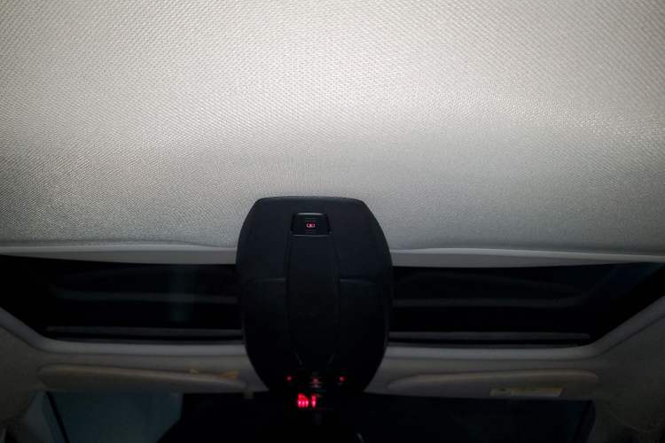 Used DS 5 2014 1.6T Luxury Edition THP160 Headliner
