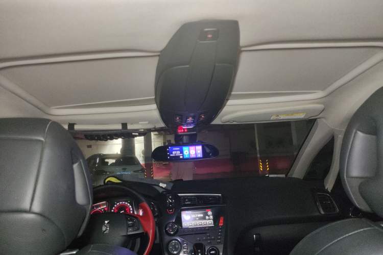 Used DS 5 2014 1.6T Luxury Edition THP200 Headliner