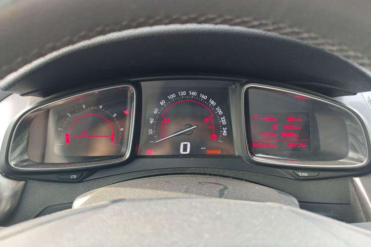 Used DS 5 2014 1.6T Elegant Version THP160 Instrument Cluster