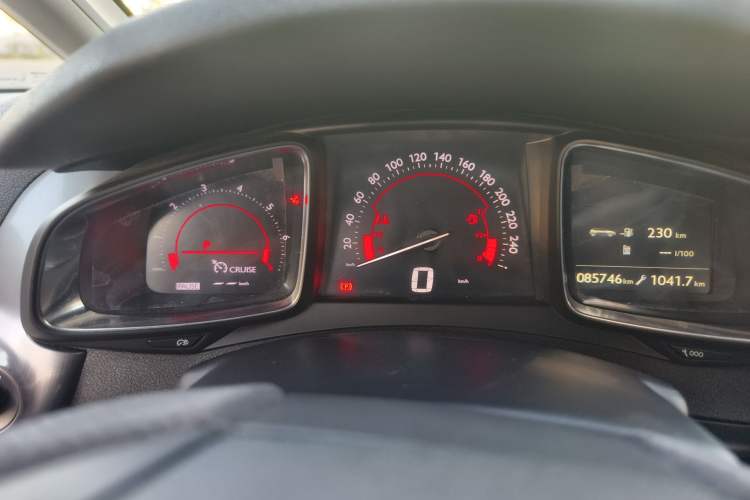 Used DS 5 2014 1.6T Luxury Edition THP160 Instrument Cluster