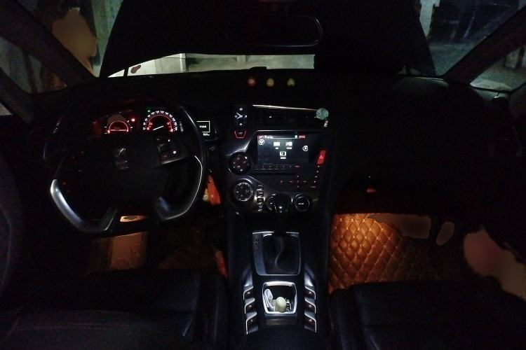 Used DS 5 2014 1.6T Luxury Edition THP160 Interior 2