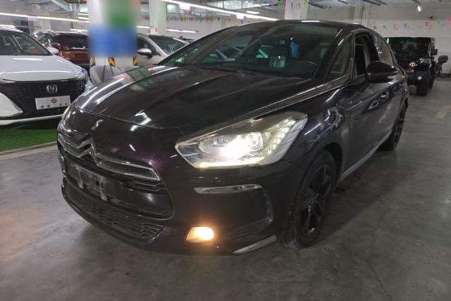 Used DS 5 2014 1.6T Luxury Edition THP160