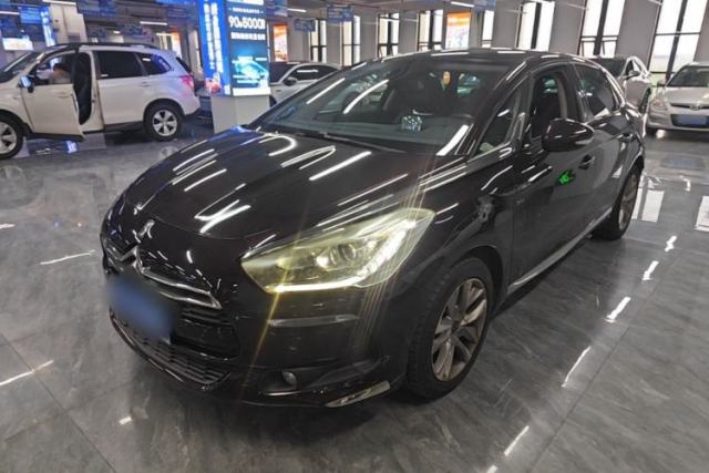 Used DS 5 2014 1.6T Luxury Edition THP160
