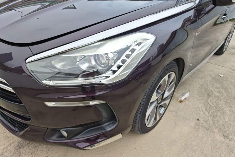 Used DS 5 2014 1.6T Luxury Edition THP200 Left Front Headlight