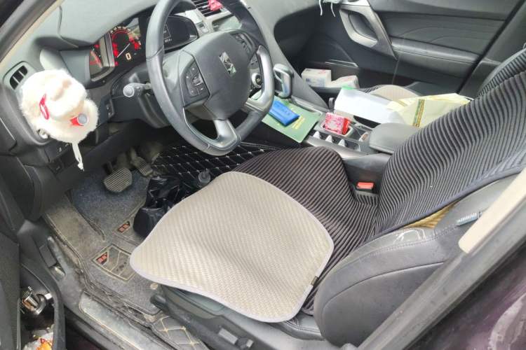 Used DS 5 2014 1.6T Luxury Edition THP160 Left Front Seat