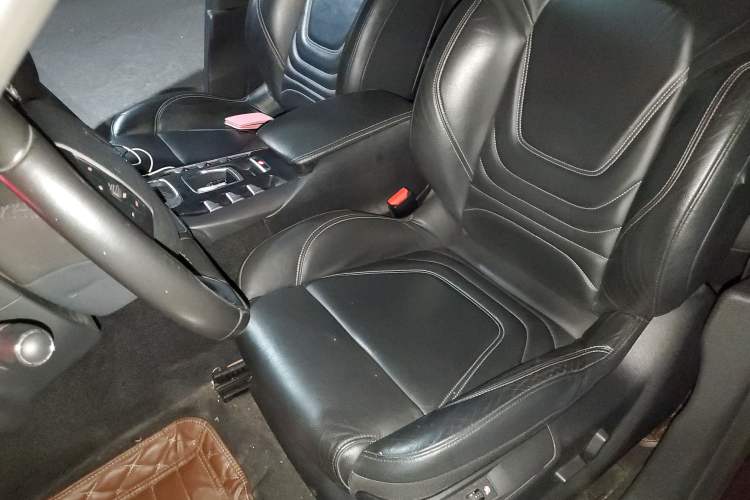 Used DS 5 2014 1.6T Luxury Edition THP160 Left Front Seat