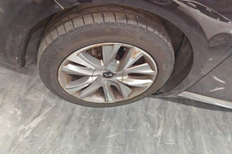 Used DS 5 2014 1.6T Luxury Edition THP160 Left Front Wheel Hub