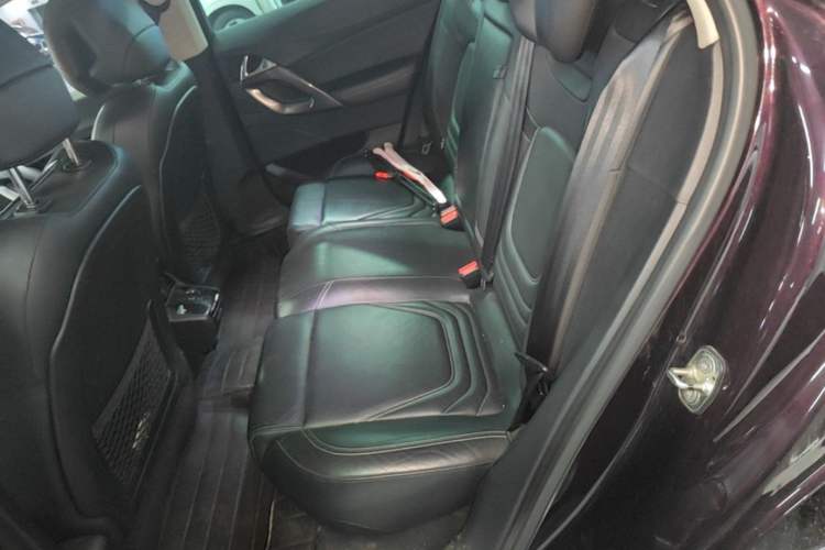 Used DS 5 2014 1.6T Luxury Edition THP160 Left Rear Seat