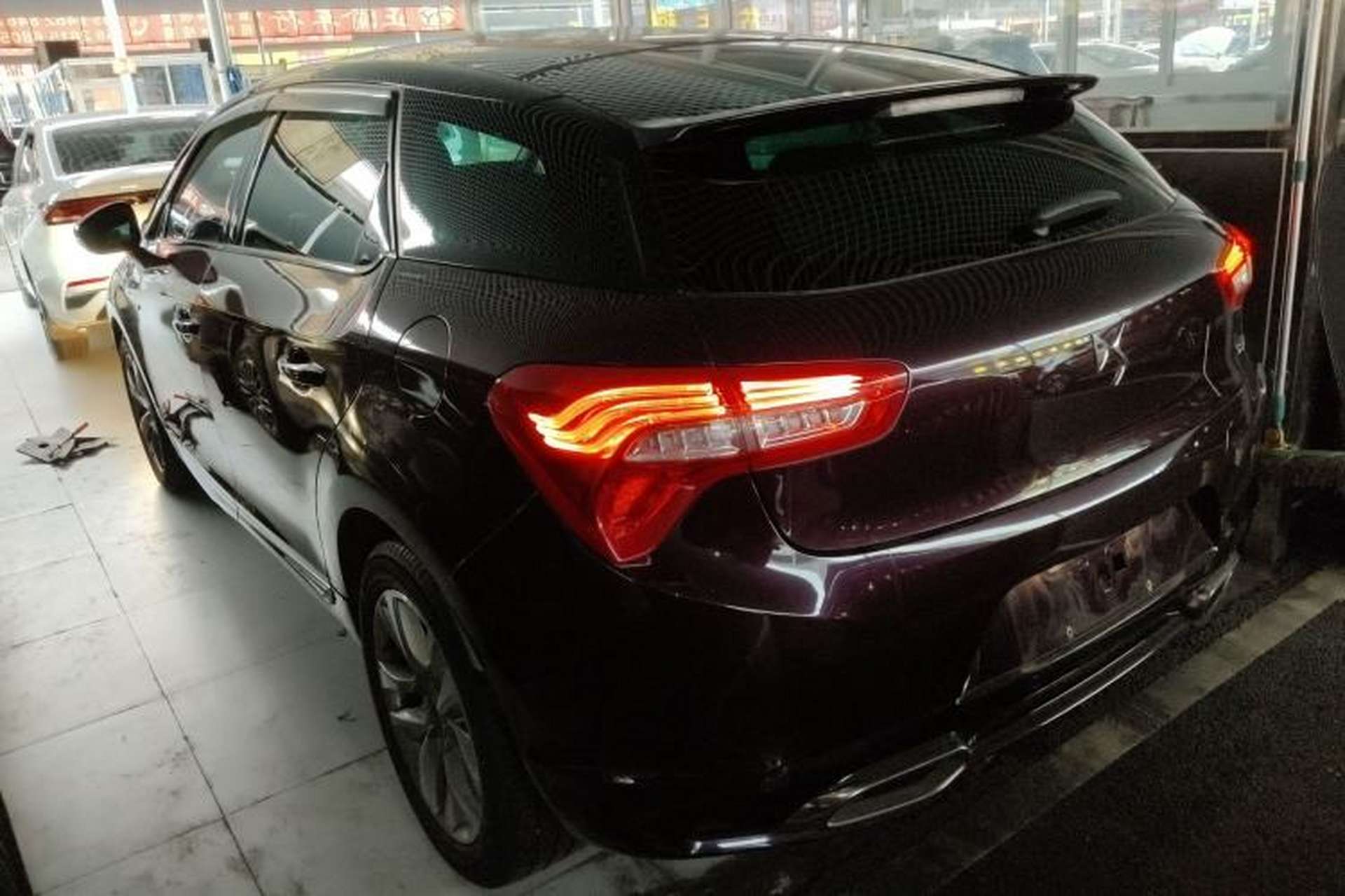 Used DS 5 2014 1.6T Luxury Edition THP160 Left Side