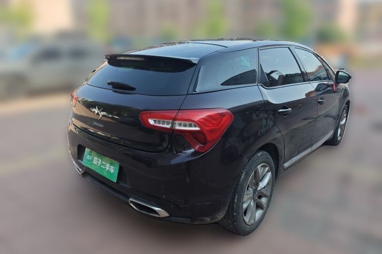 Used DS 5 2014 1.6T Luxury Edition THP160 Rear Right 45 Deg