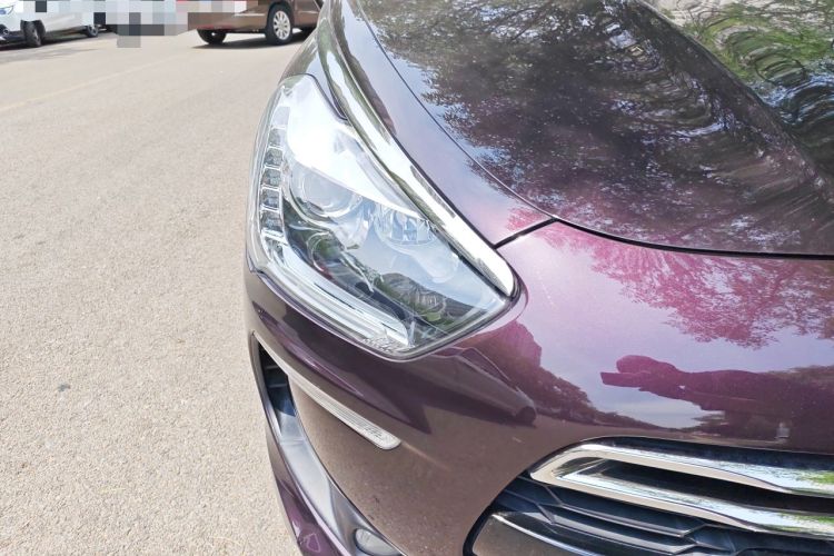Used DS 5 2014 1.6T Luxury Edition THP200 Right Front Headlight