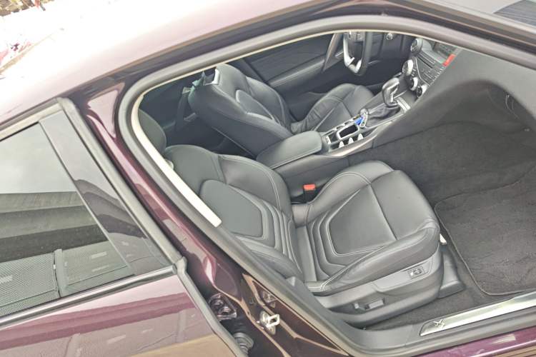 Used DS 5 2014 1.6T Luxury Edition THP200 Right Front Seat
