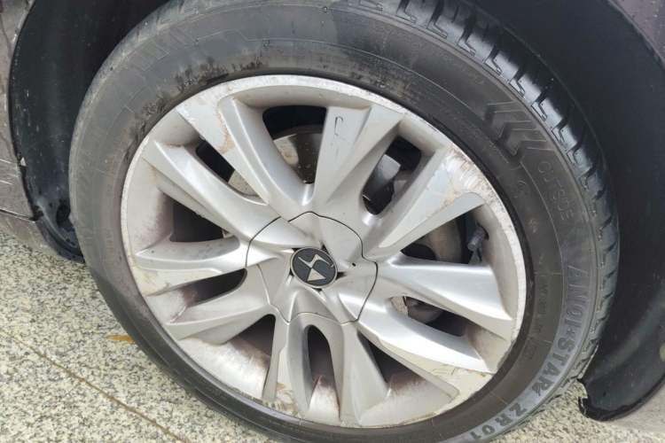 Used DS 5 2014 1.6T Luxury Edition THP160 Right Front Wheel Hub