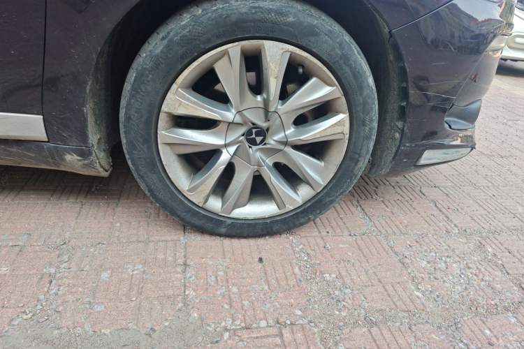 Used DS 5 2014 1.6T Luxury Edition THP160 Right Front Wheel Hub