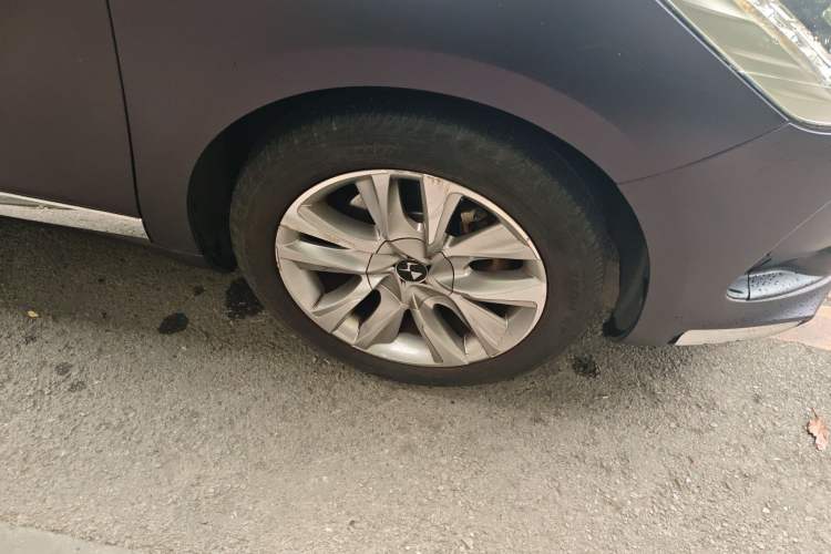 Used DS 5 2014 1.6T Luxury Edition THP160 Right Front Wheel Hub