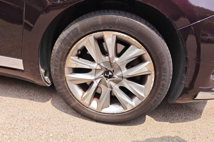 Used DS 5 2014 1.6T Luxury Edition THP200 Right Front Wheel Hub