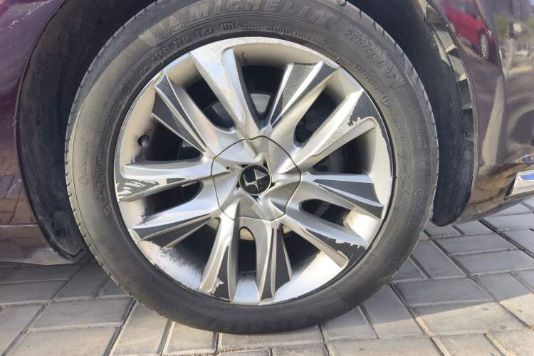 Used DS 5 2014 1.6T Luxury Edition THP160 Right Front Wheel Hub