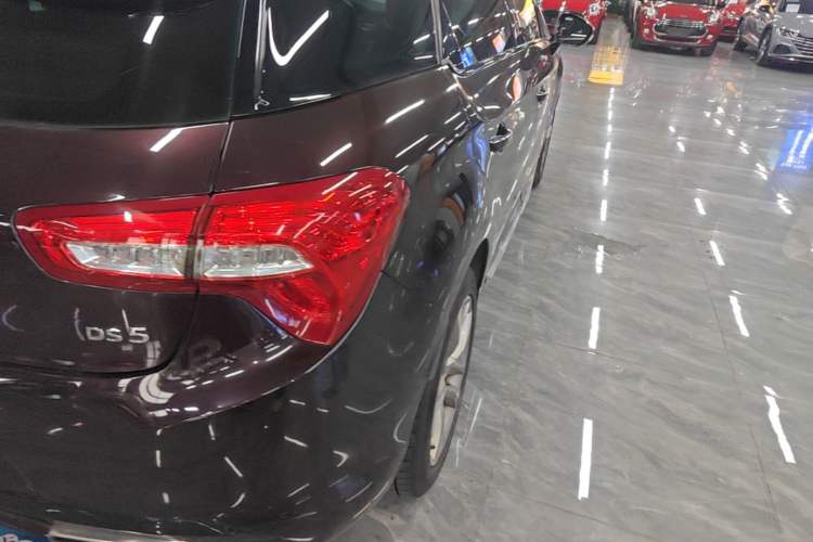 Used DS 5 2014 1.6T Luxury Edition THP160 Right Rear Taillight