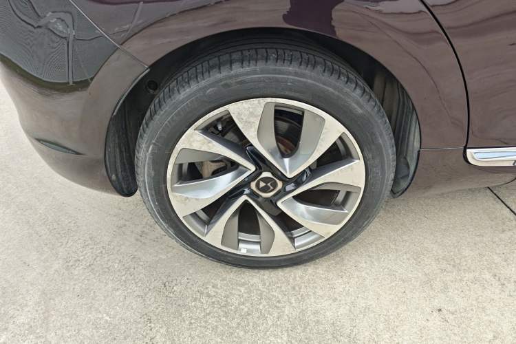 Used DS 5 2014 1.6T Luxury Edition THP200 Right Rear Wheel Hub