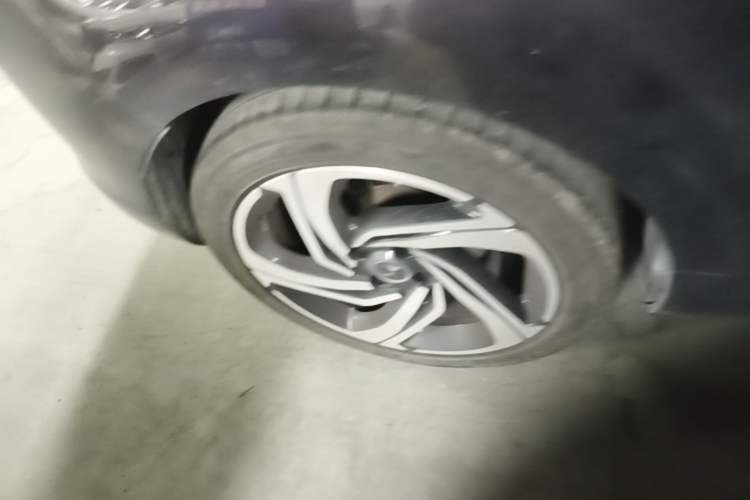 Used DS 5 2014 1.6T Luxury Edition THP200 Right Rear Wheel Hub