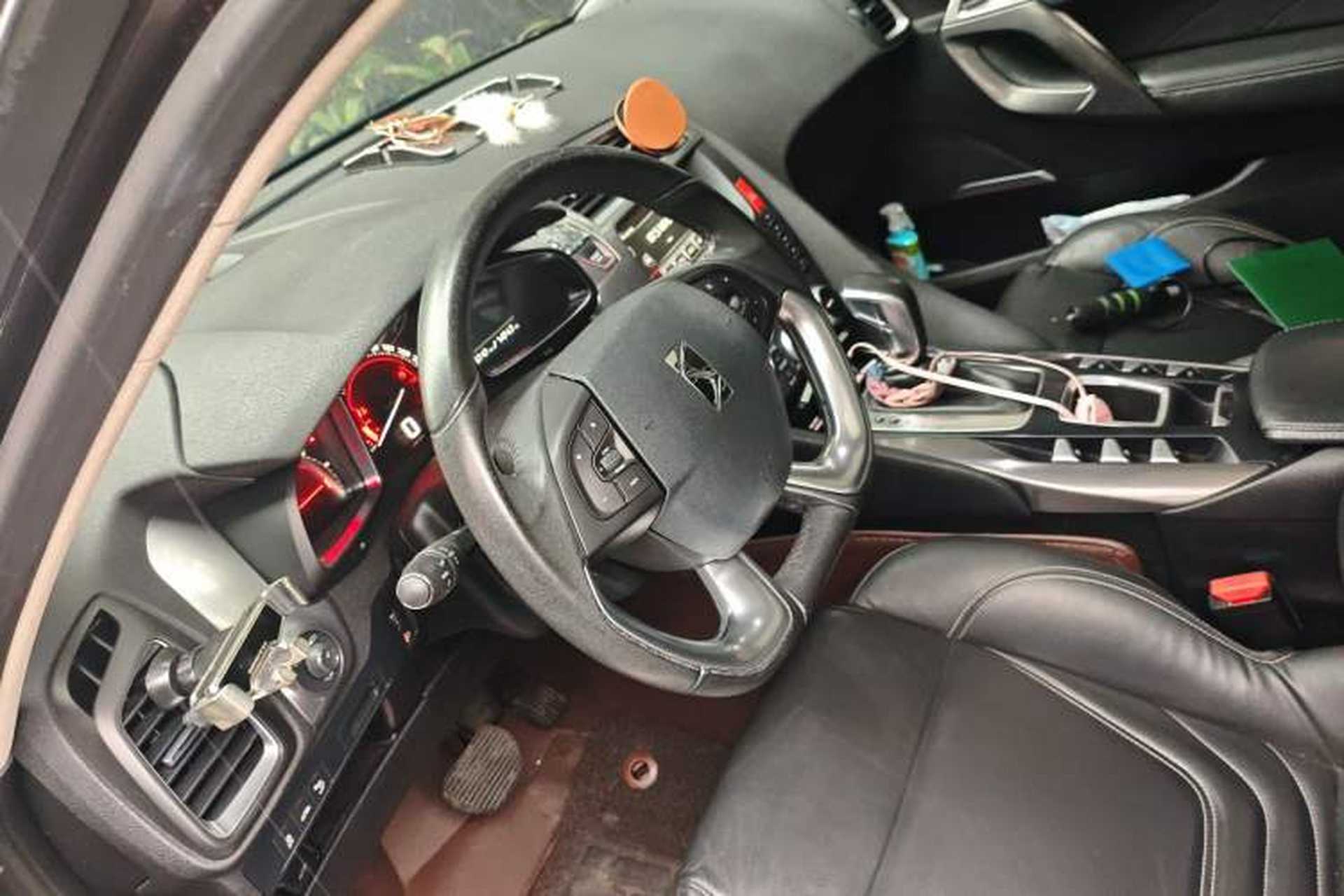 Used DS 5 2014 1.6T Luxury Edition THP160 Steering Wheel