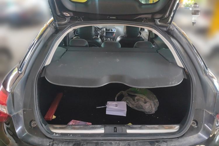 Used DS 5 2014 1.6T Elegant Version THP160 Trunk