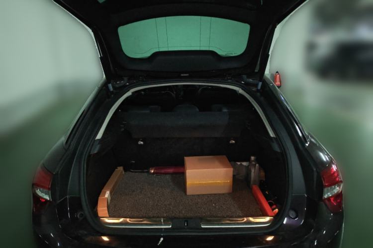 Used DS 5 2014 1.6T Luxury Edition THP160 Trunk