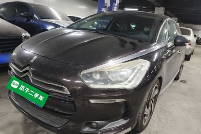 Used DS 5 2014 1.6T Luxury Edition THP200