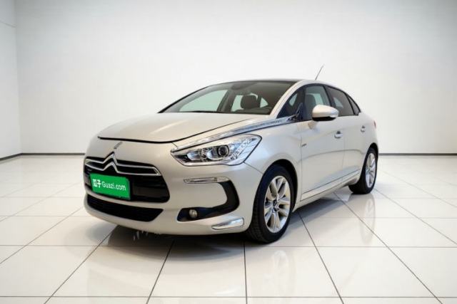 Used DS 5 2014 1.6T Luxury Edition THP160