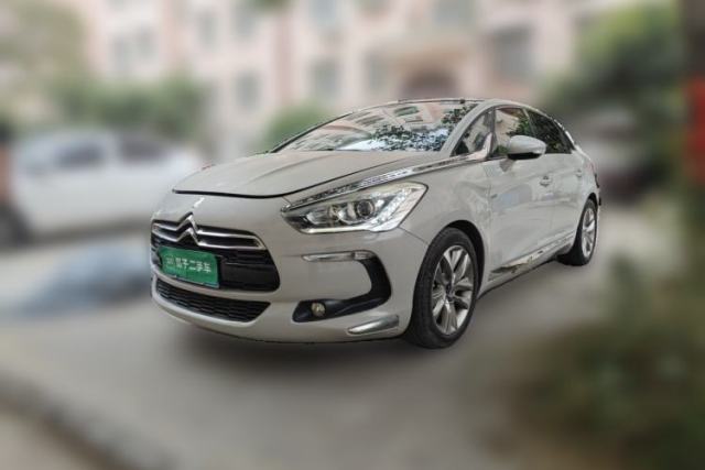 Used DS 5 2014 1.6T Luxury Edition THP160